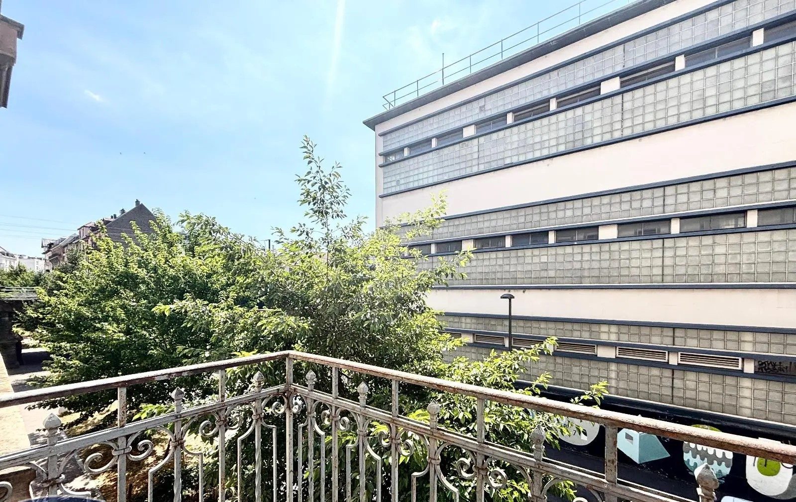 Appartement à vendre - 66 m² - 3 pièces - 94120 Fontenay-sous-Bois - Photo 2