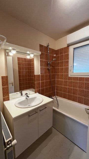 Appartement à vendre - 49 m² - 2 pièces - 95380 Louvres - Photo 3