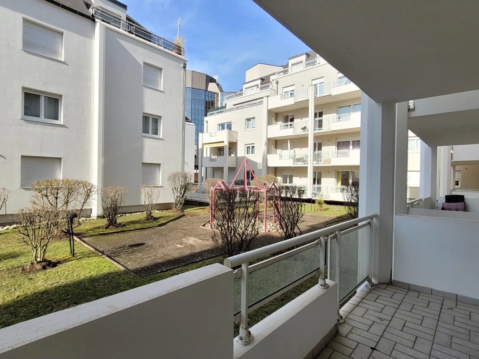 Appartement à louer - 77 m² - 3 pièces - 92600 Asnières-sur-Seine